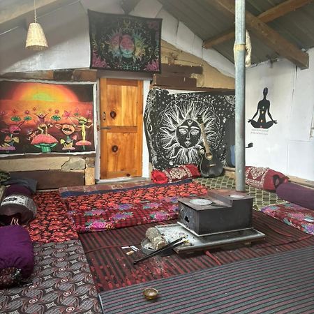 فندق Dev Ropa Hights Malana Jari المظهر الخارجي الصورة