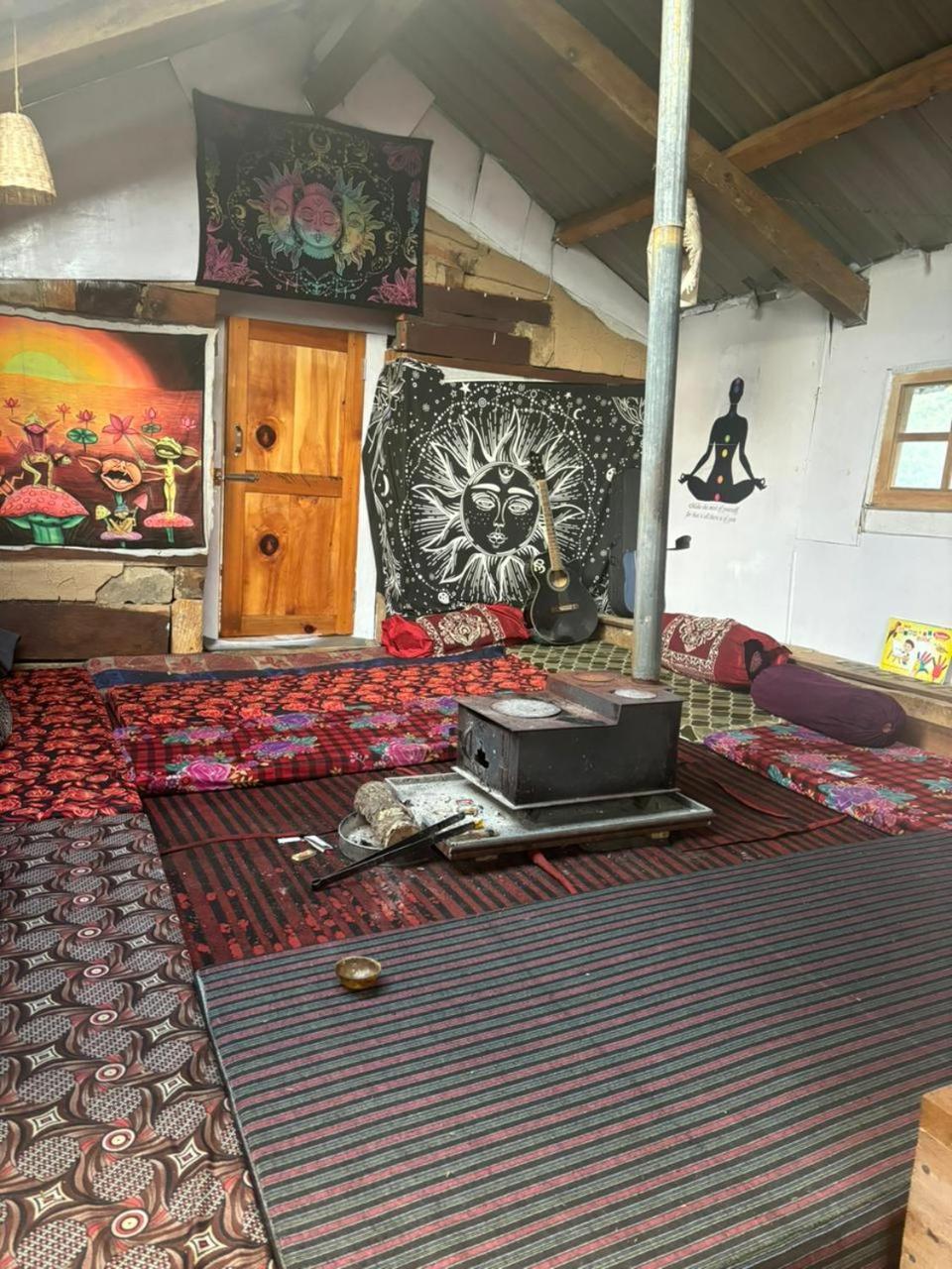 فندق Dev Ropa Hights Malana Jari المظهر الخارجي الصورة